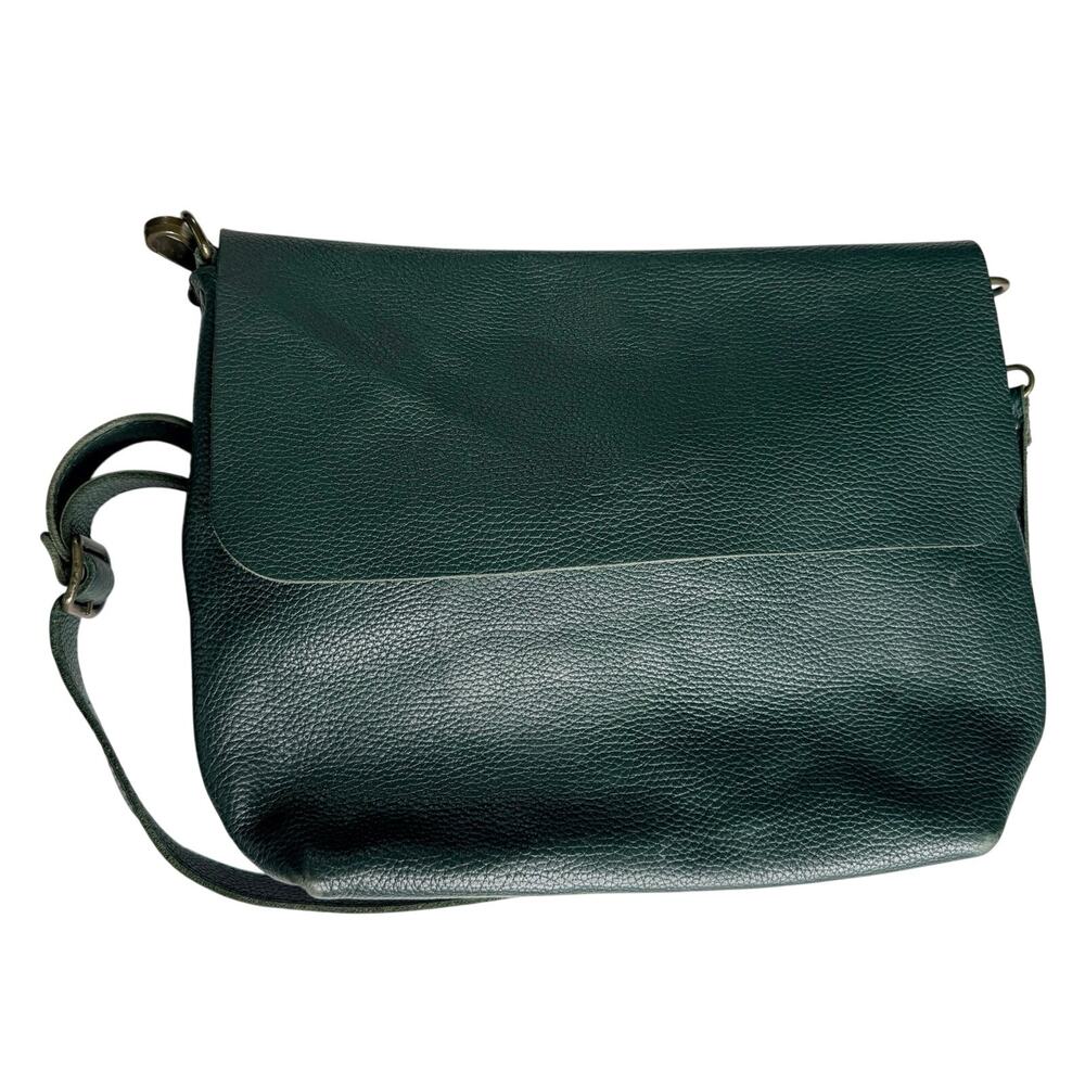 Calma 11600 Pebbled Emerald Green Leather Purse Handmade in Spain Crossbody Bag